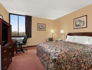 Days By Wyndham I-70 Motel