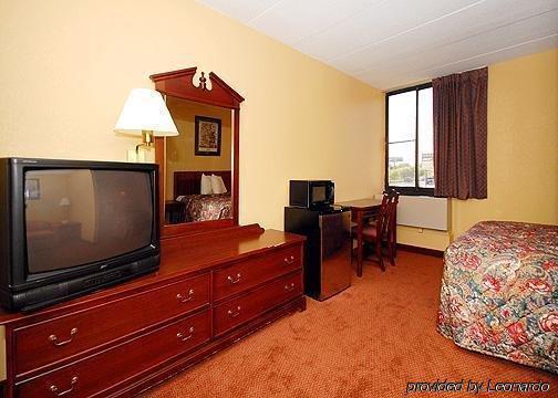 Days By Wyndham I-70 Motel
